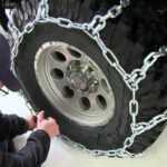 Цепи противоскольжения для грузовых автомобилей для безопасных зимних поездок и надежного сцепления на скользких дорогах